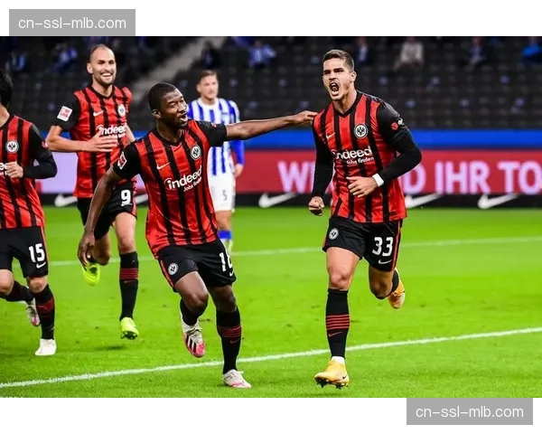 实时：弗赖堡主场1-0领先柏林联合，格里福点射命中