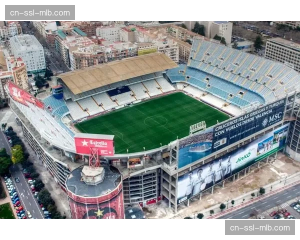 梅斯塔利亚球场改造完工，新草皮通过球速与弹跳数据测试